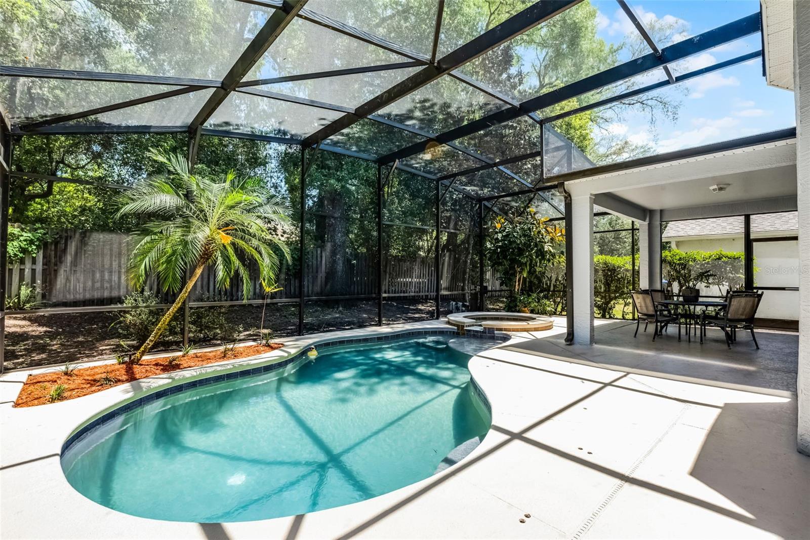 Image 16 of 41 For 4027 Lakeside Reserve Court