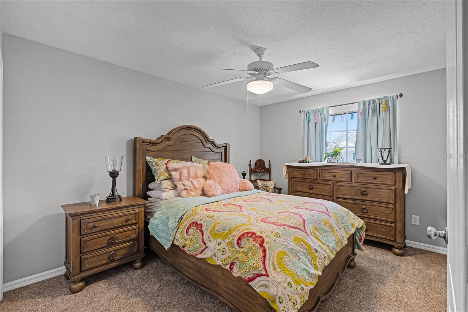 Image 27 of 41 For 4027 Lakeside Reserve Court