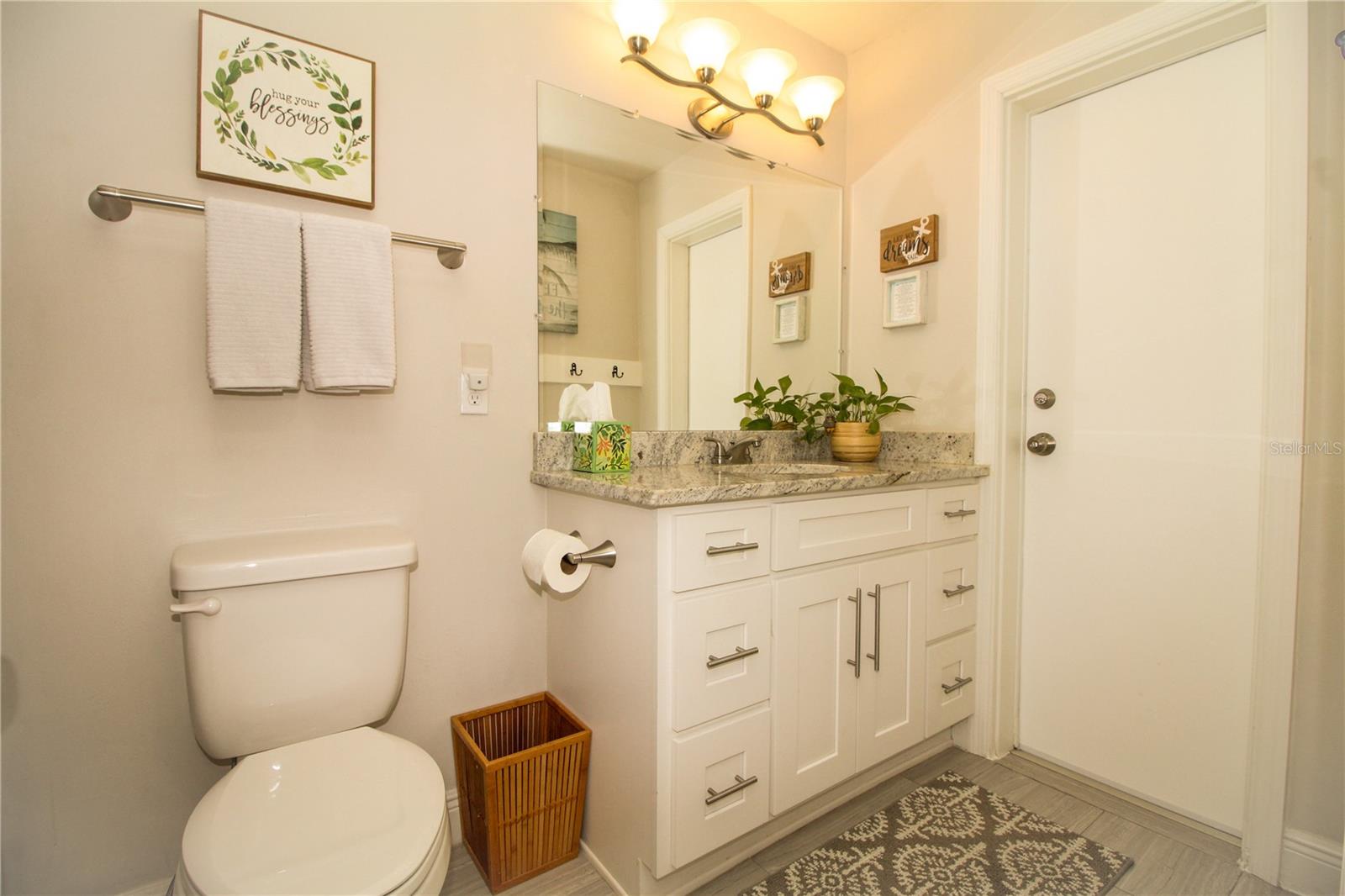 Image 15 of 21 For 1529 Glastonberry Road