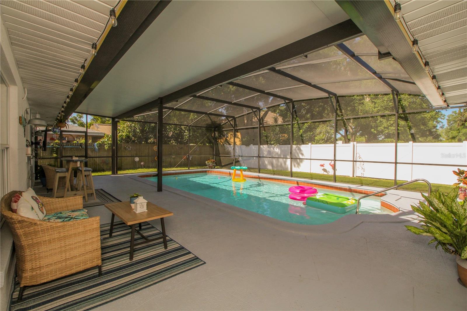 Image 19 of 21 For 1529 Glastonberry Road