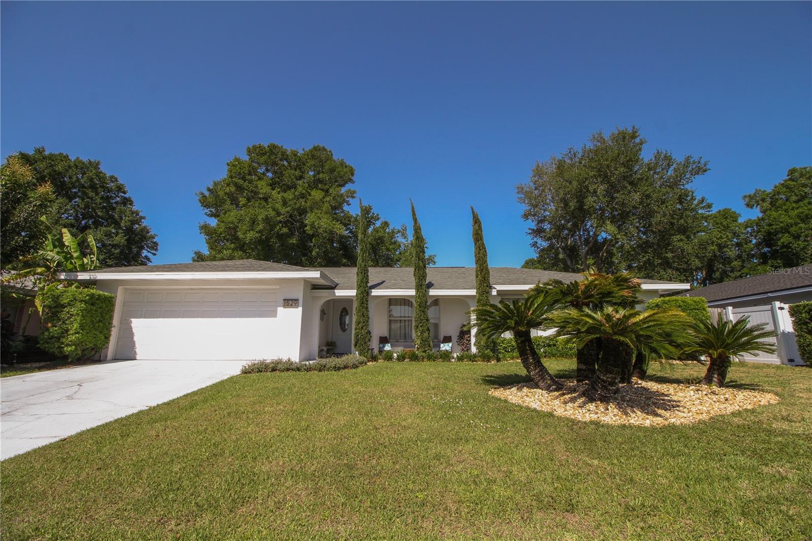 Image 2 of 21 For 1529 Glastonberry Road
