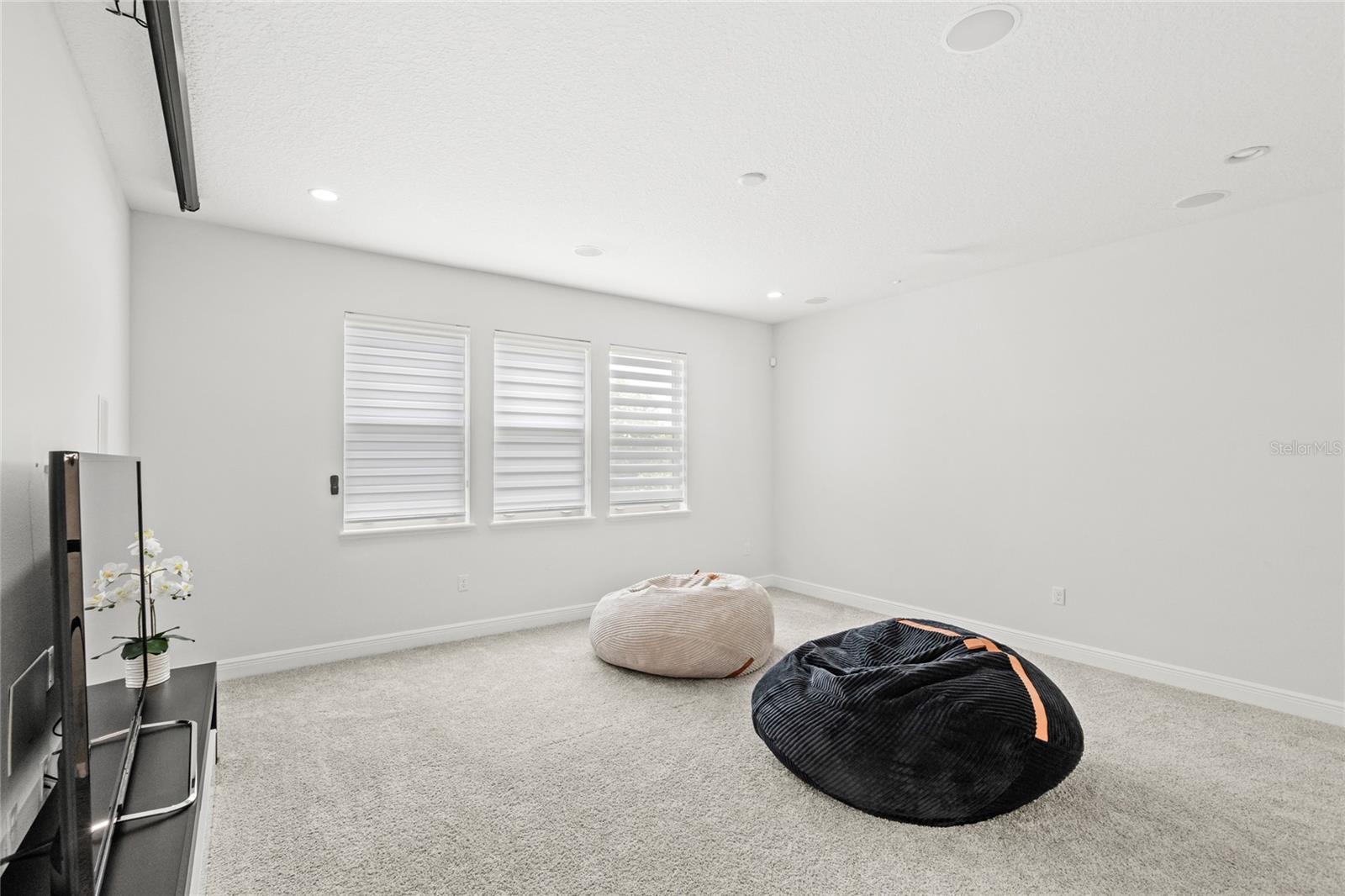 Image 23 of 77 For 8210 Topsail Place