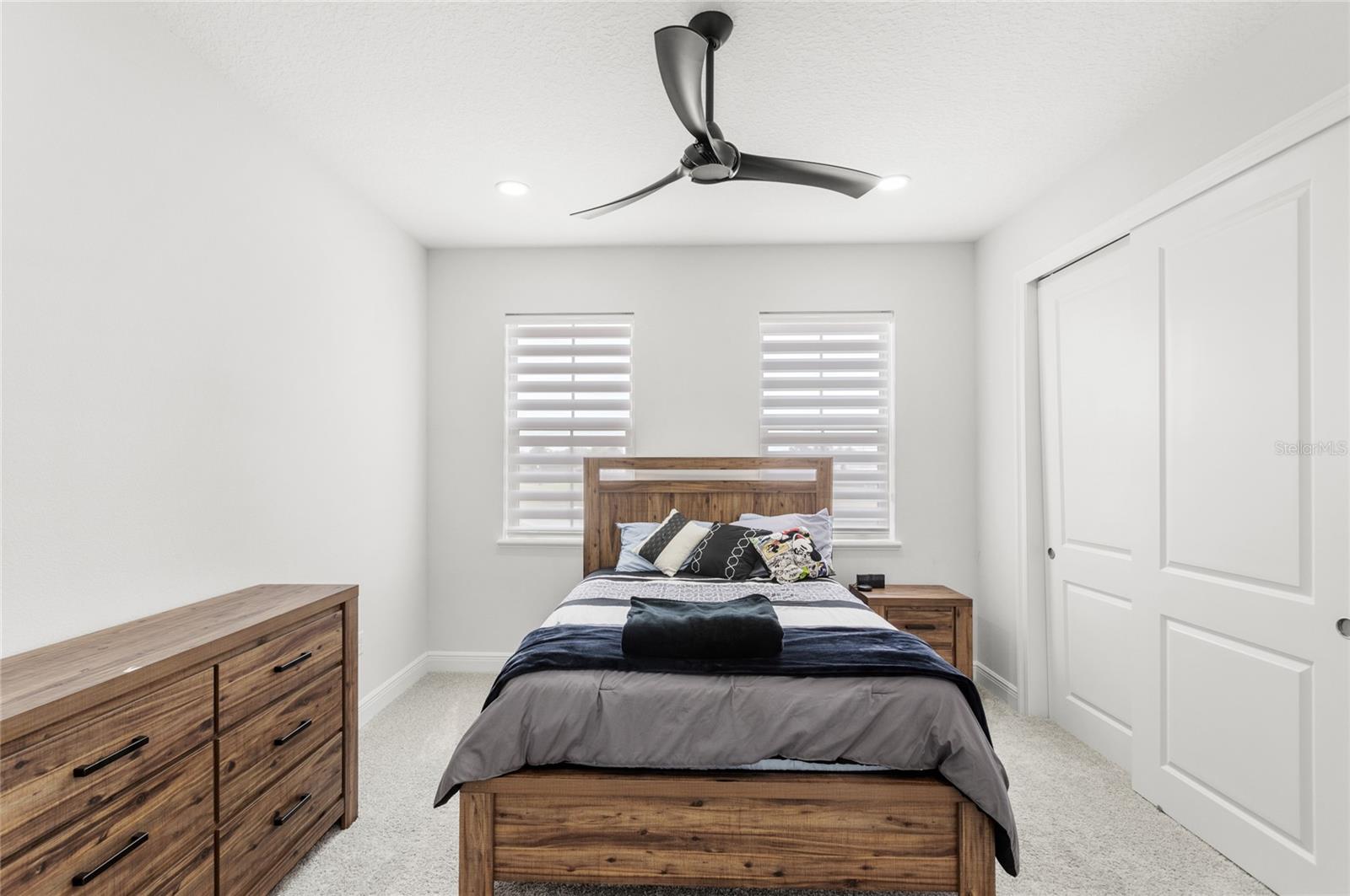 Image 40 of 77 For 8210 Topsail Place