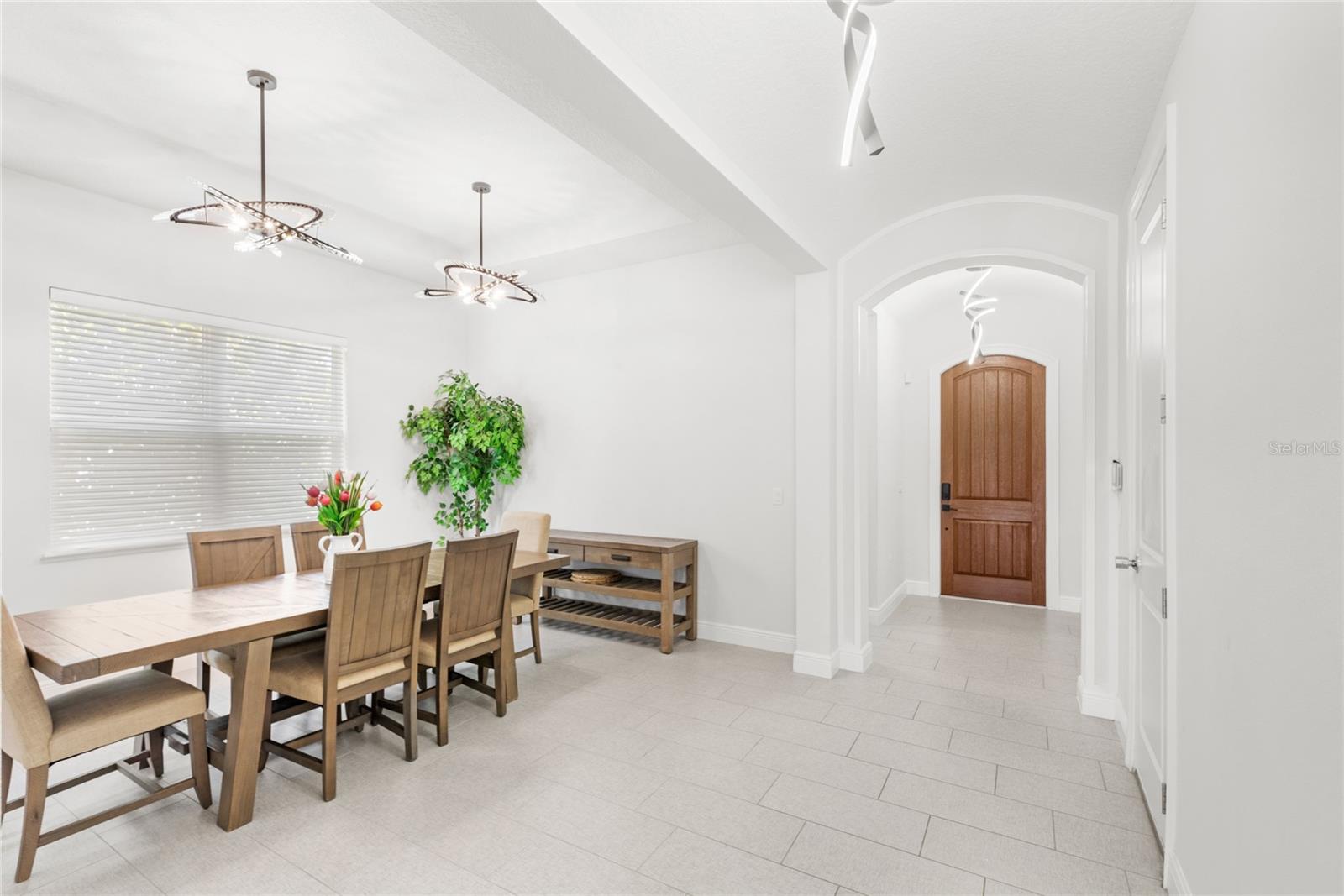 Image 6 of 77 For 8210 Topsail Place