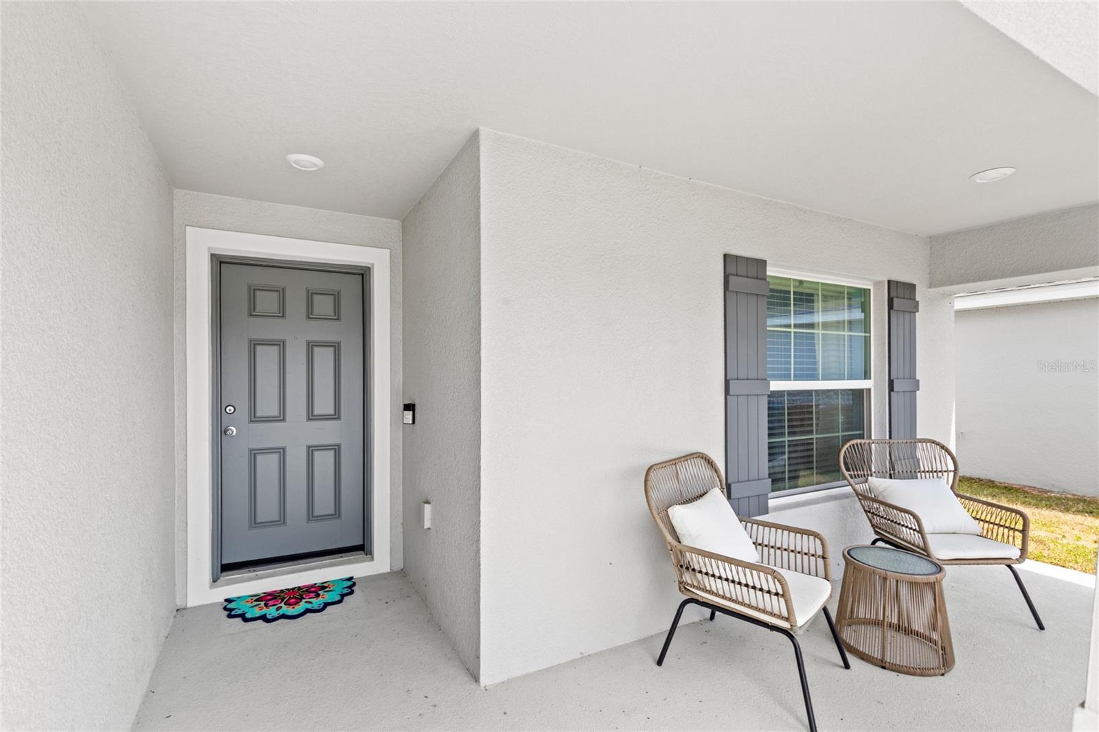 Image 3 of 41 For 4215 Swan Street