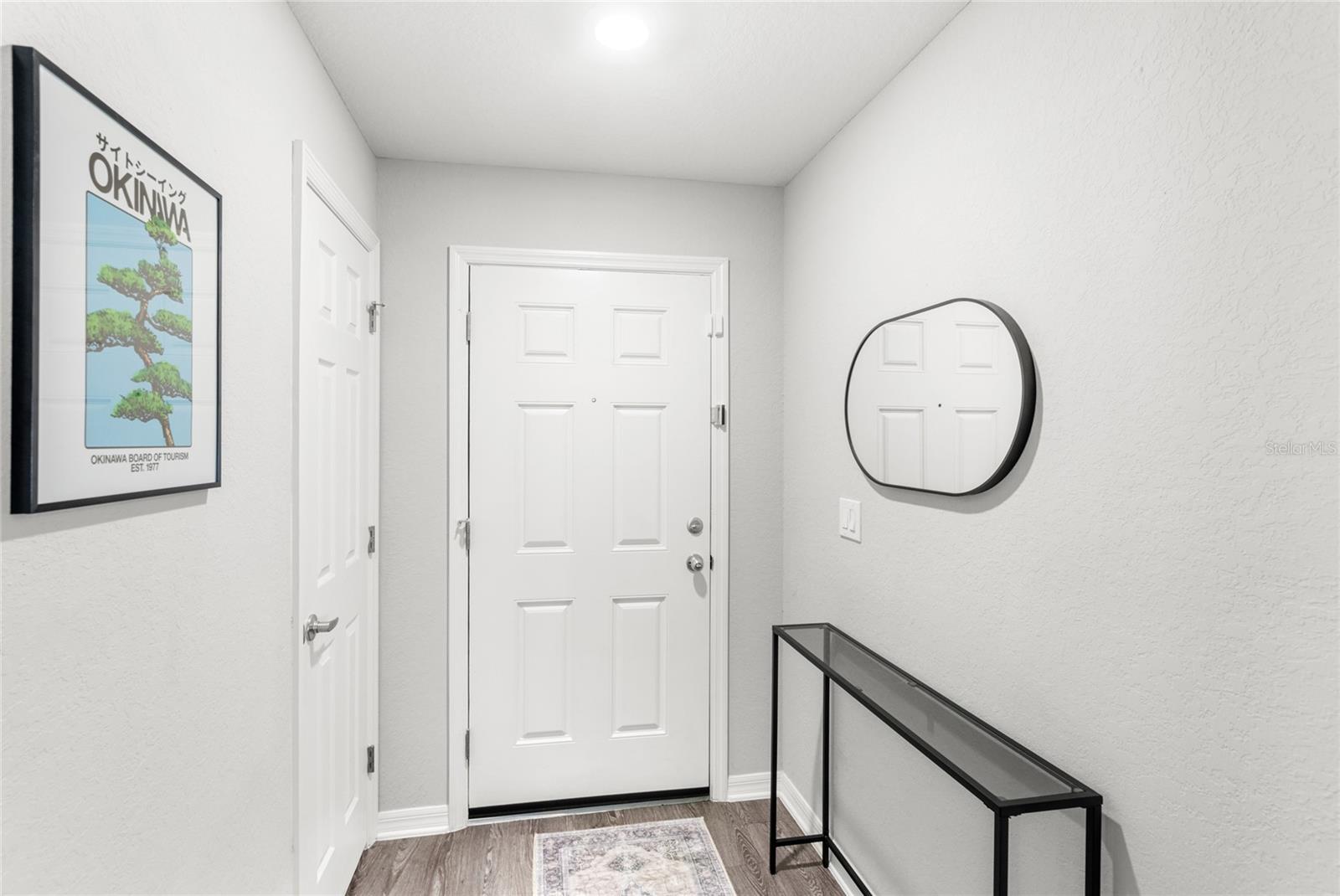 Image 4 of 41 For 4215 Swan Street