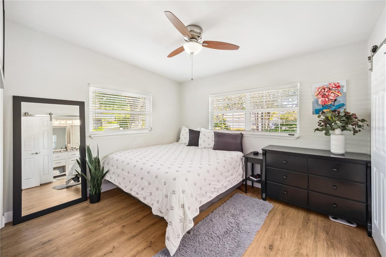 Image 17 of 26 For 3520 Sebring Avenue