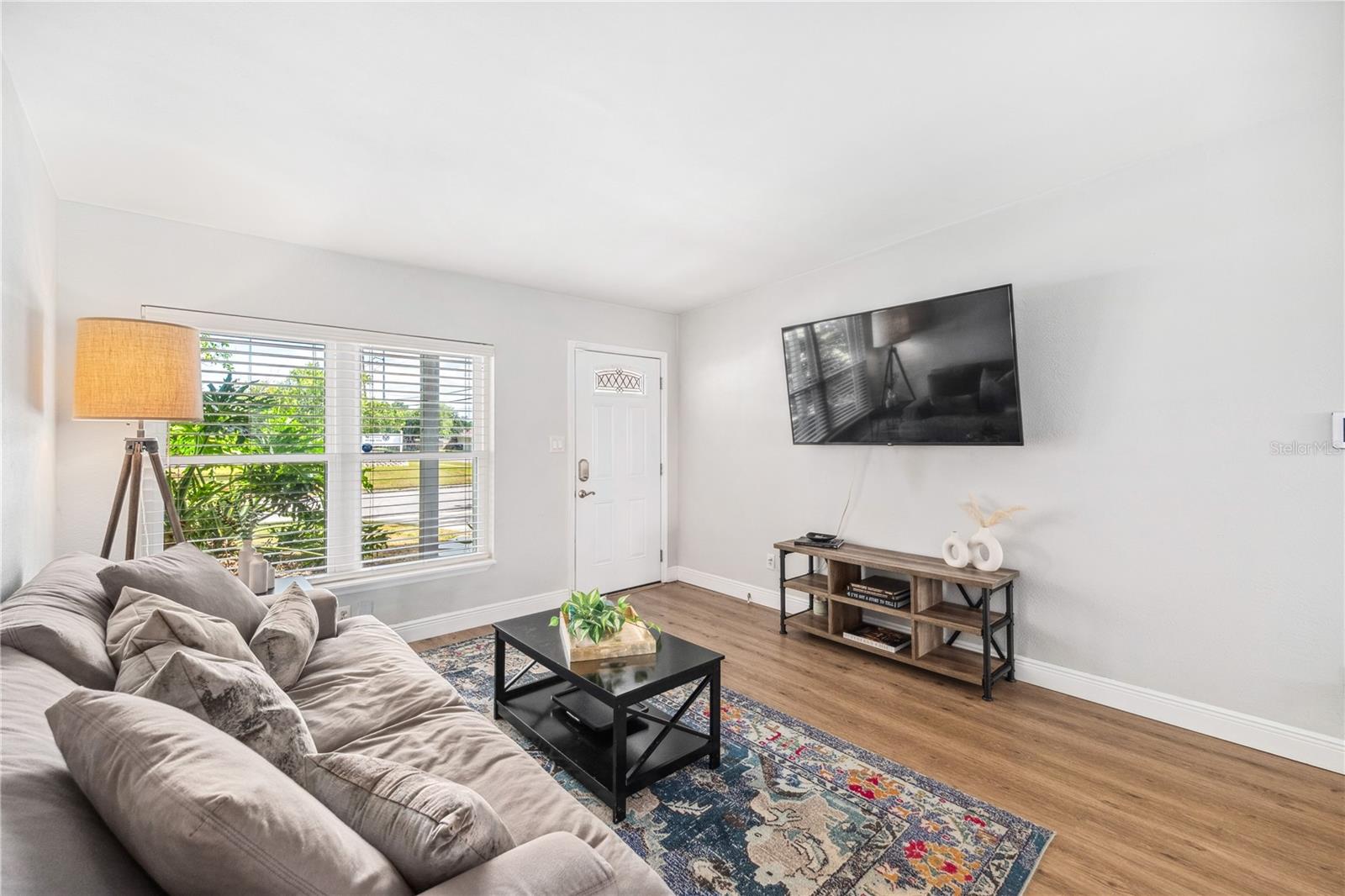 Image 5 of 26 For 3520 Sebring Avenue