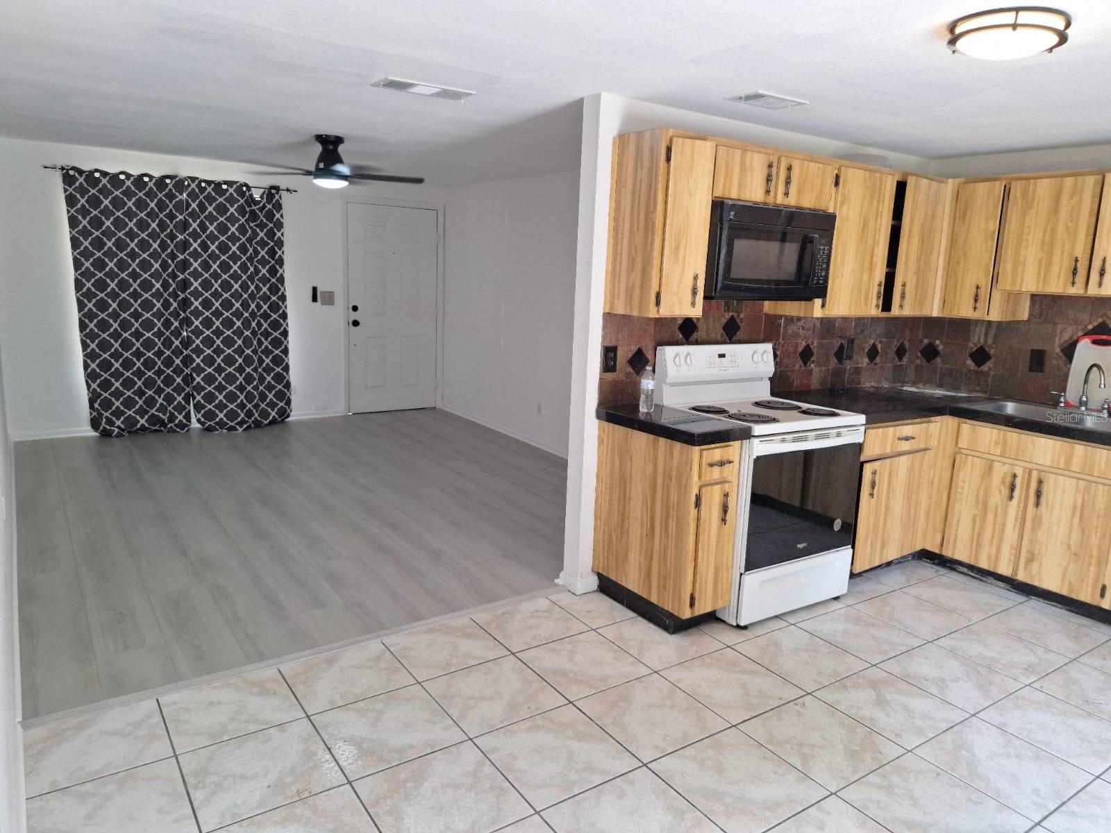 Image 4 of 10 For 3716 Mistwood Drive