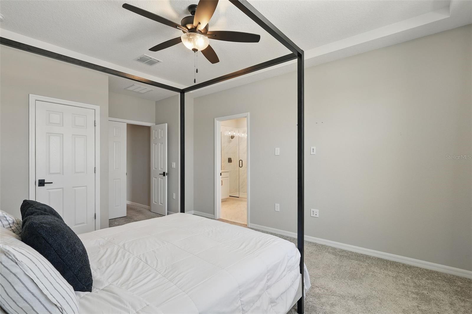 Image 20 of 41 For 14287 Braemar Street