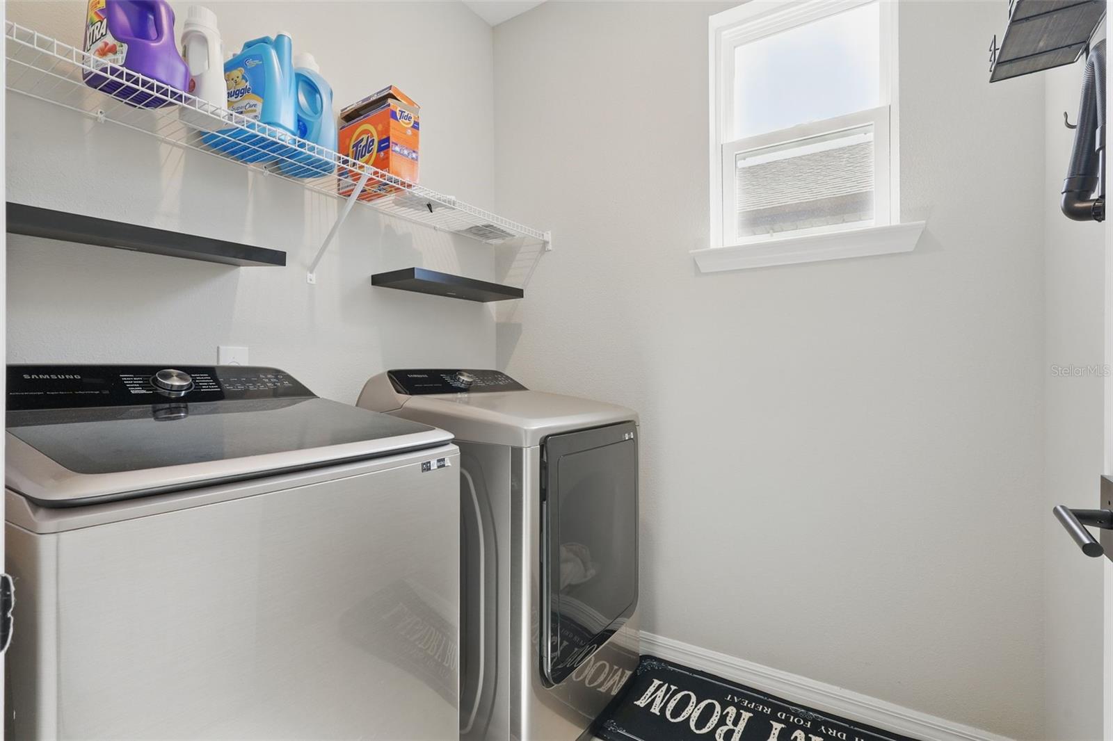 Image 34 of 41 For 14287 Braemar Street