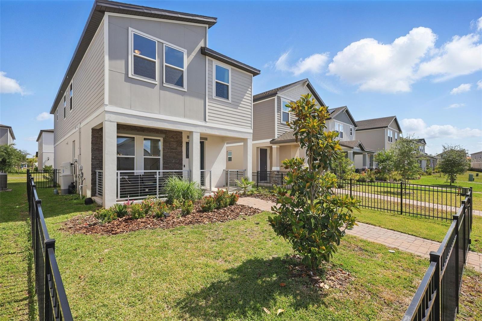 Image 40 of 41 For 14287 Braemar Street