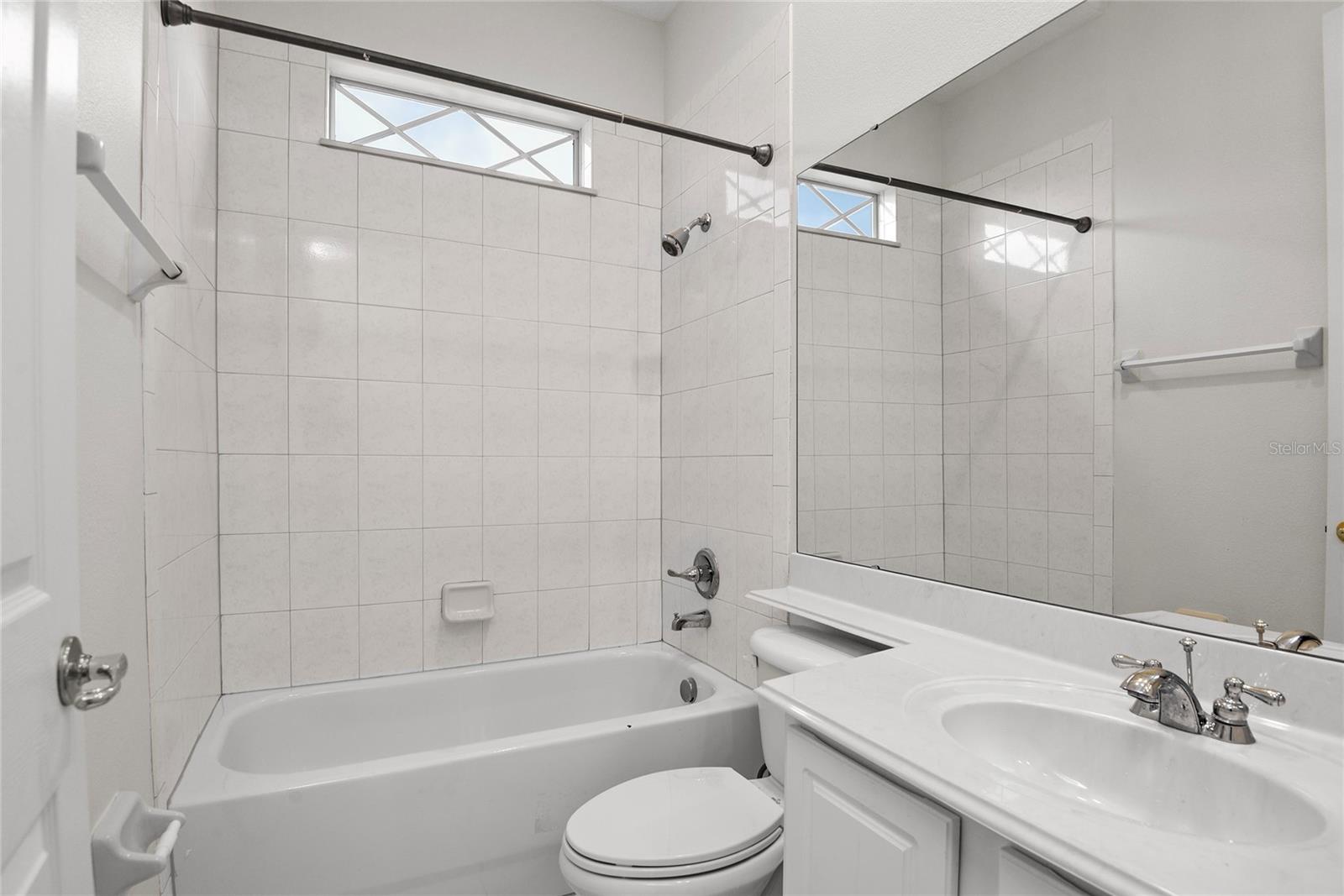 Image 25 of 39 For 850 Spring Oak Circle