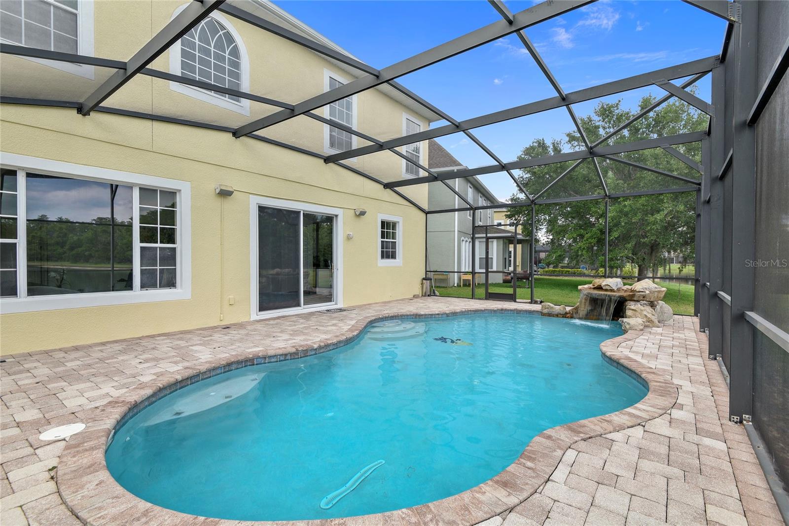 Image 35 of 39 For 850 Spring Oak Circle