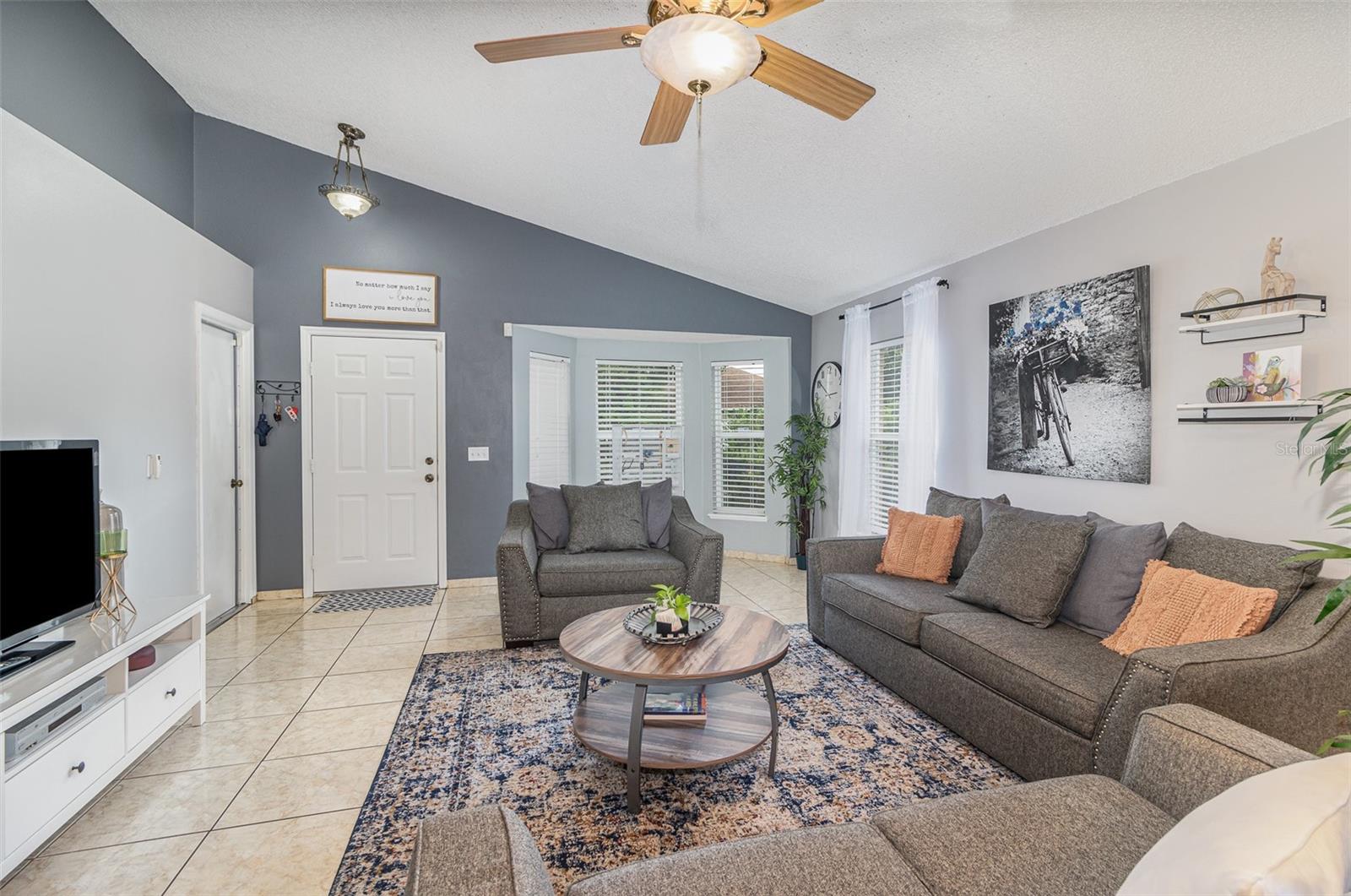 Image 12 of 45 For 6701 Belmar Drive