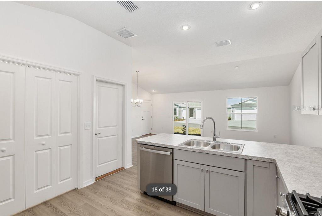 Image 16 of 38 For 1746 Brody Court