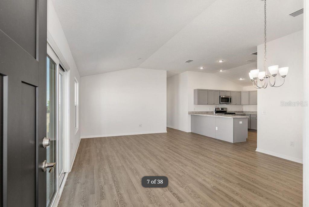 Image 6 of 38 For 1746 Brody Court