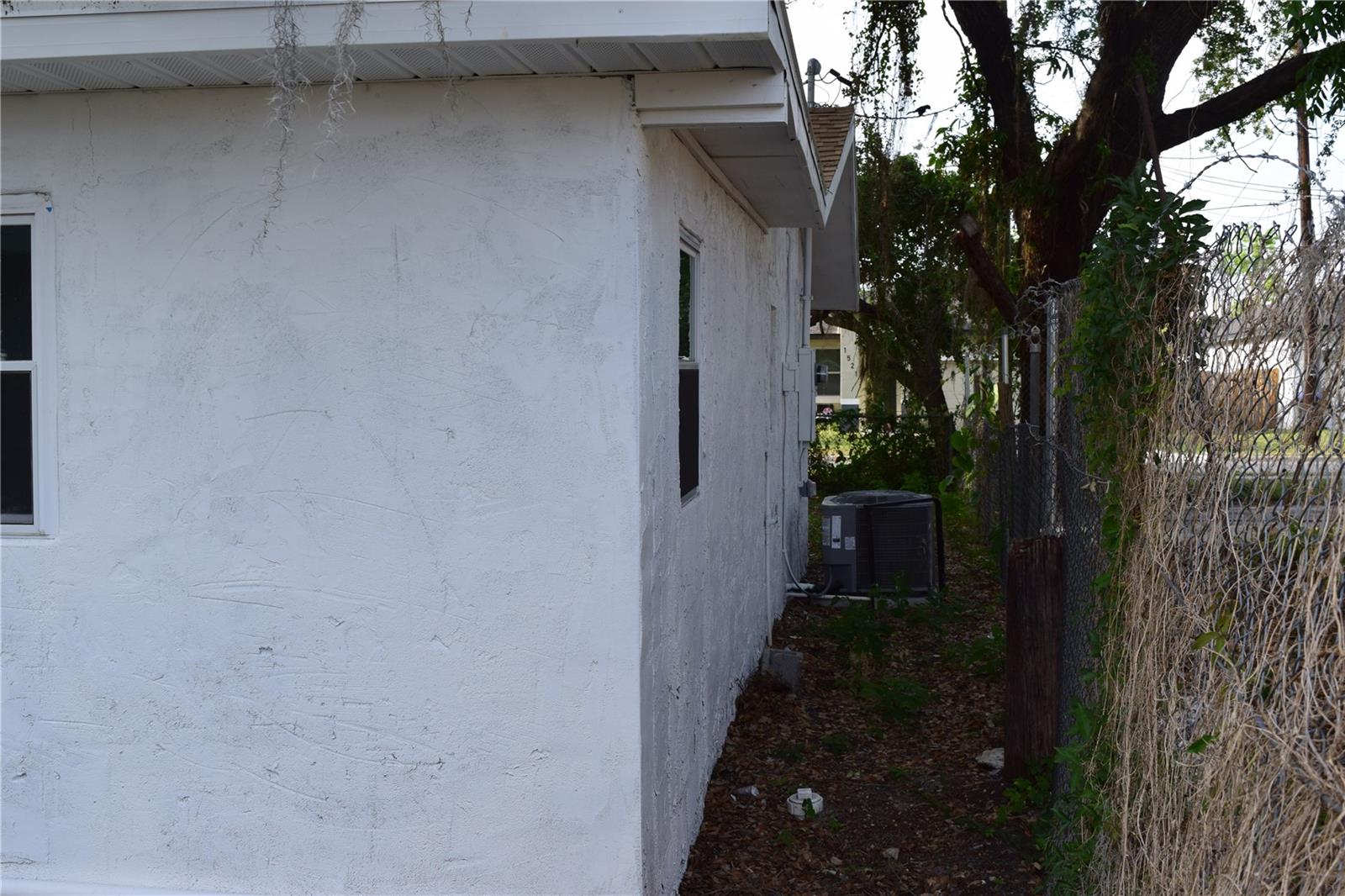 Image 3 of 10 For 1518 Indiana Street
