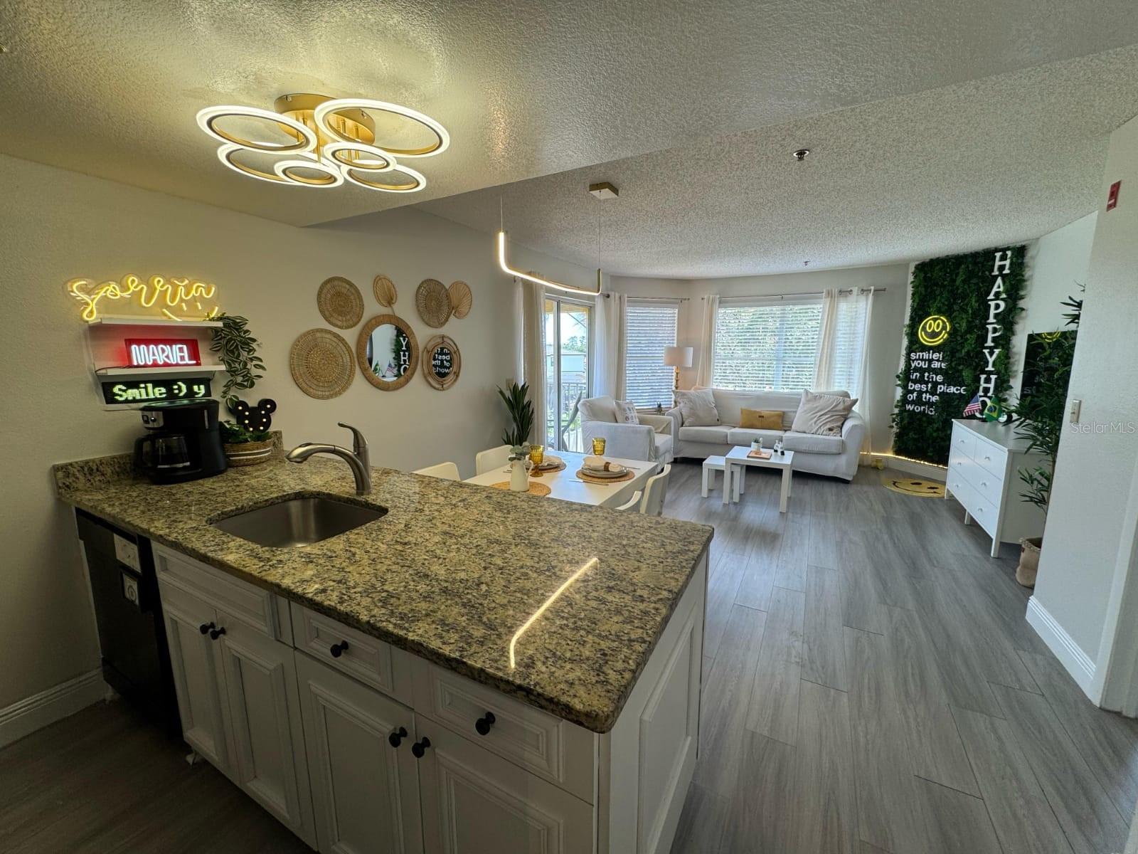 Image 6 of 36 For 6403 Parc Corniche Drive 4308