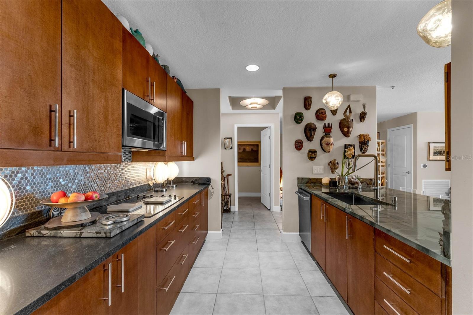 Image 7 of 27 For 100 Eola Drive 1005
