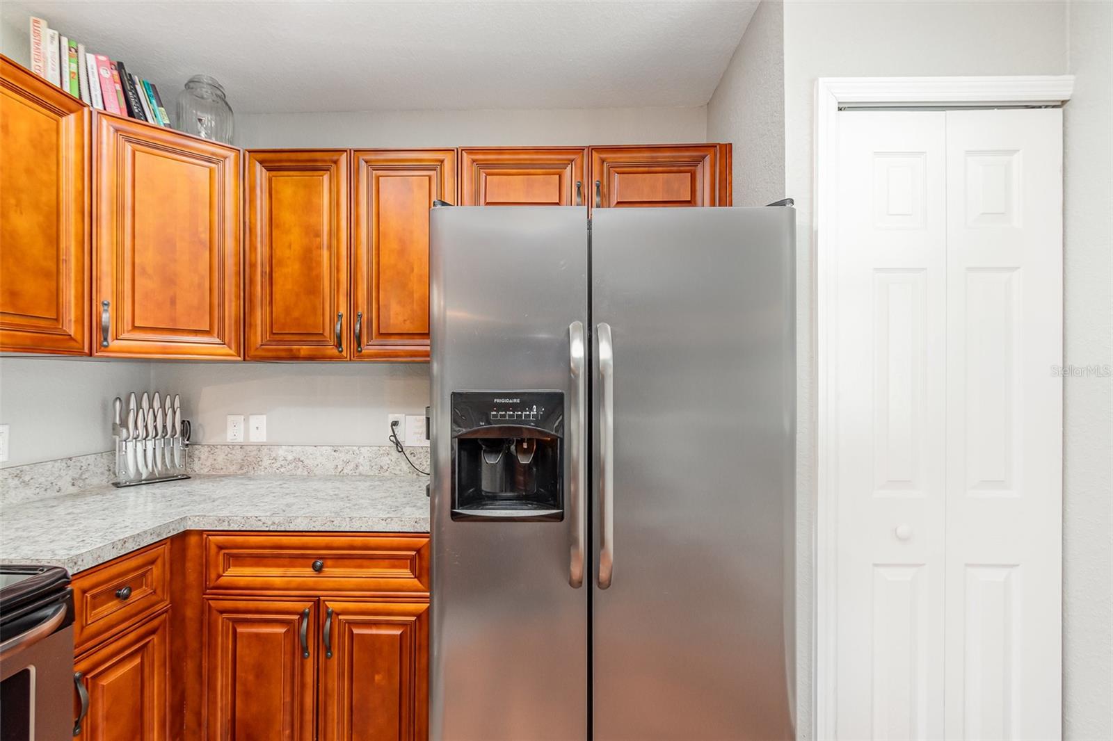 Image 12 of 31 For 7101 124th Street
