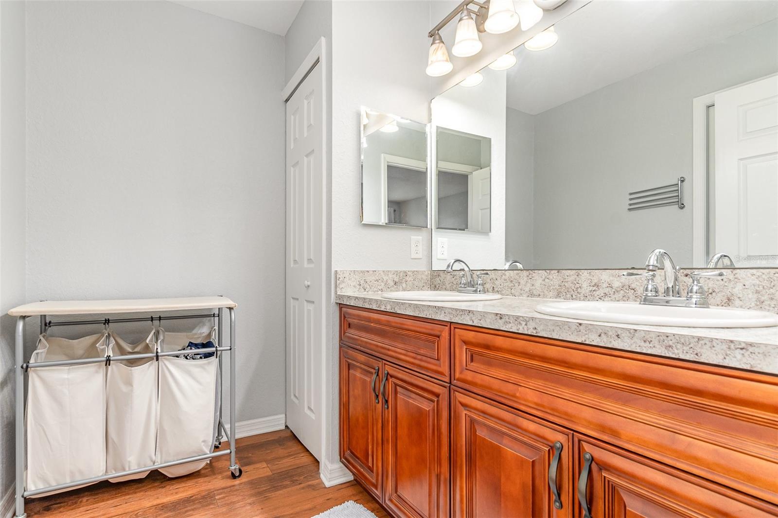 Image 20 of 31 For 7101 124th Street