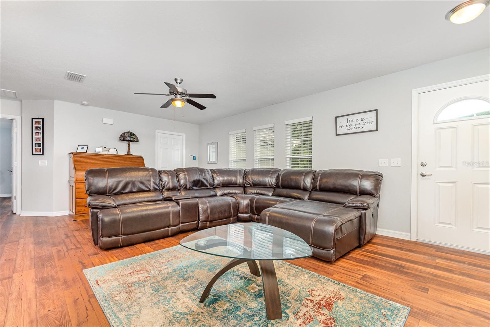 Image 6 of 31 For 7101 124th Street