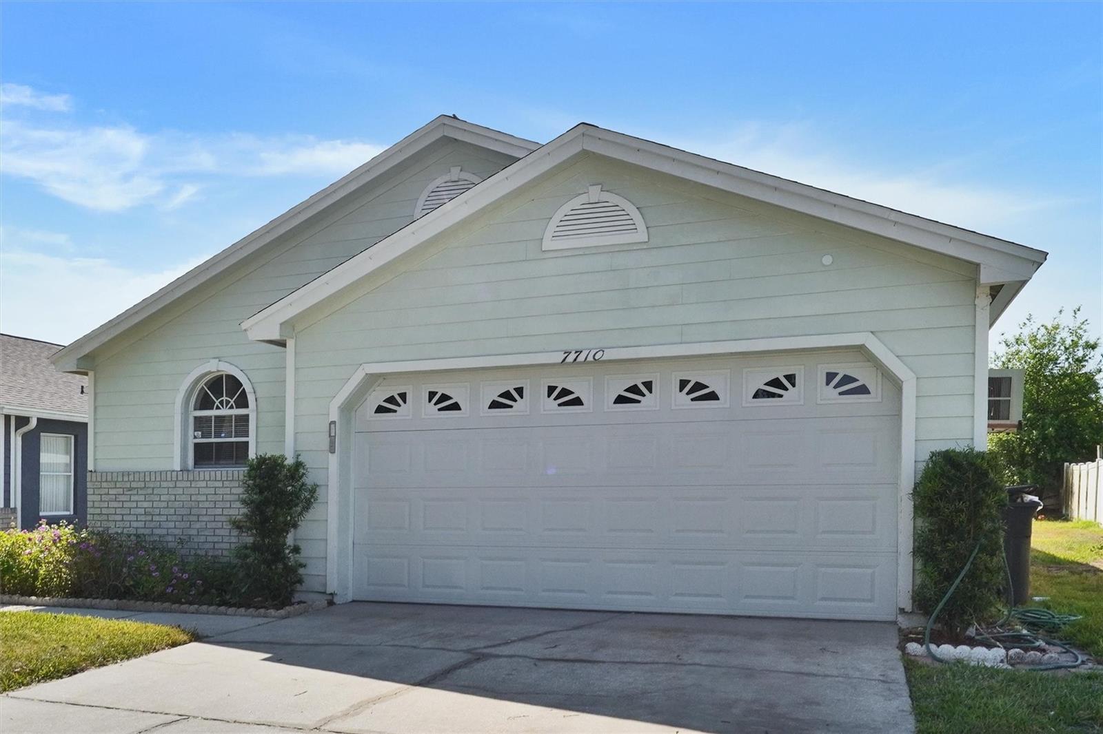 Image 2 of 51 For 7710 Water Oak Court
