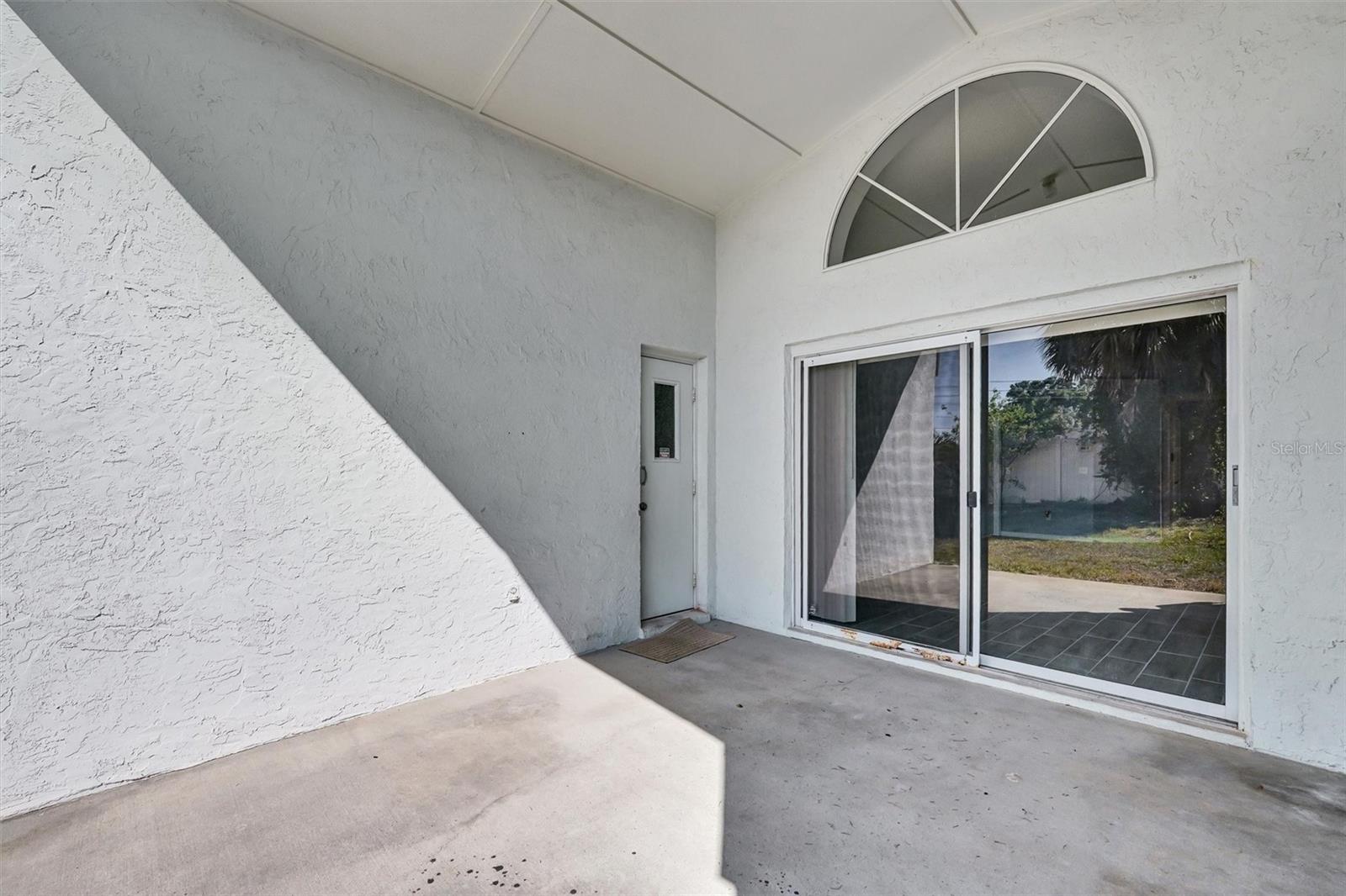 Image 36 of 51 For 7710 Water Oak Court
