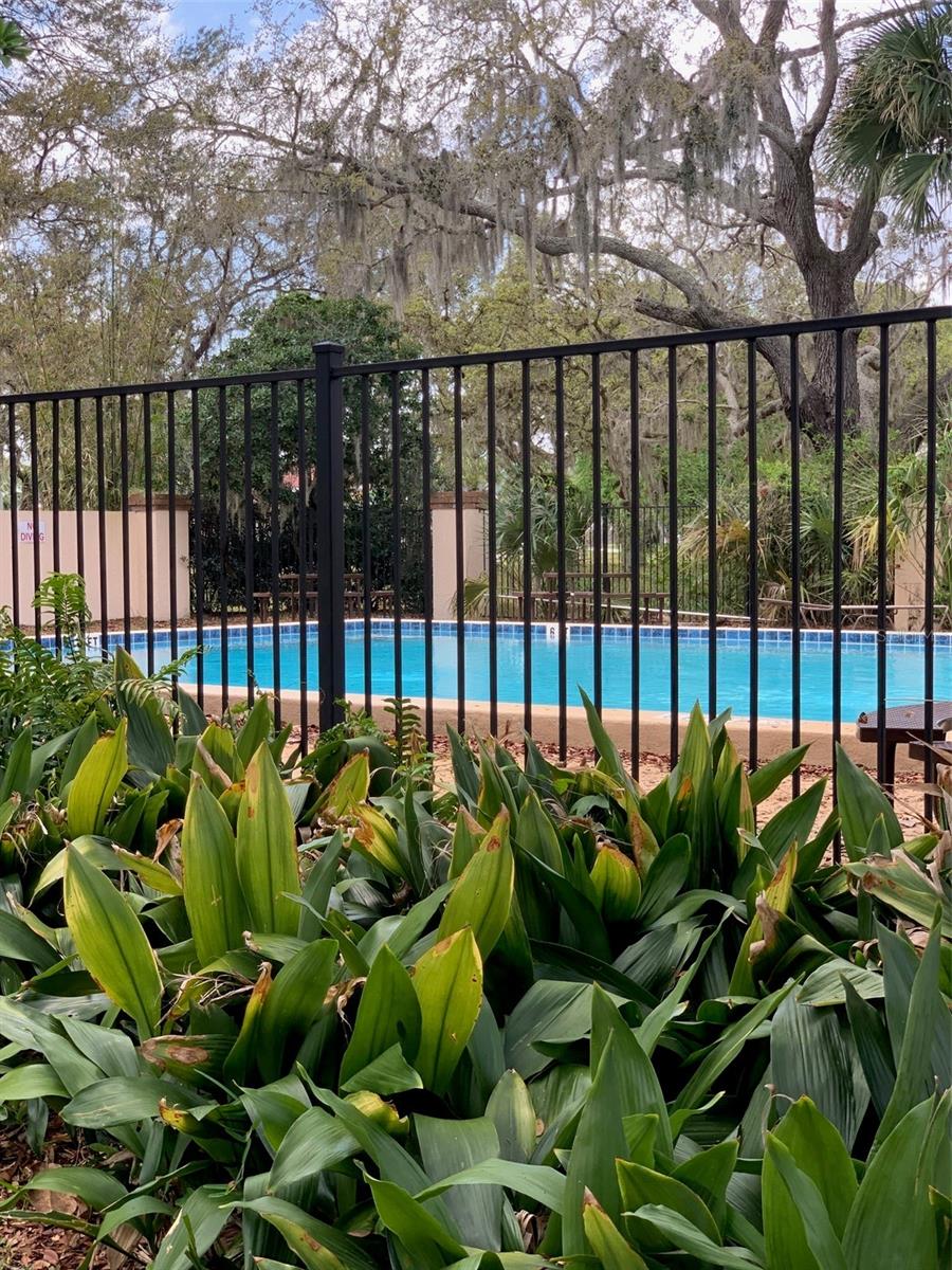 Image 49 of 51 For 7710 Water Oak Court