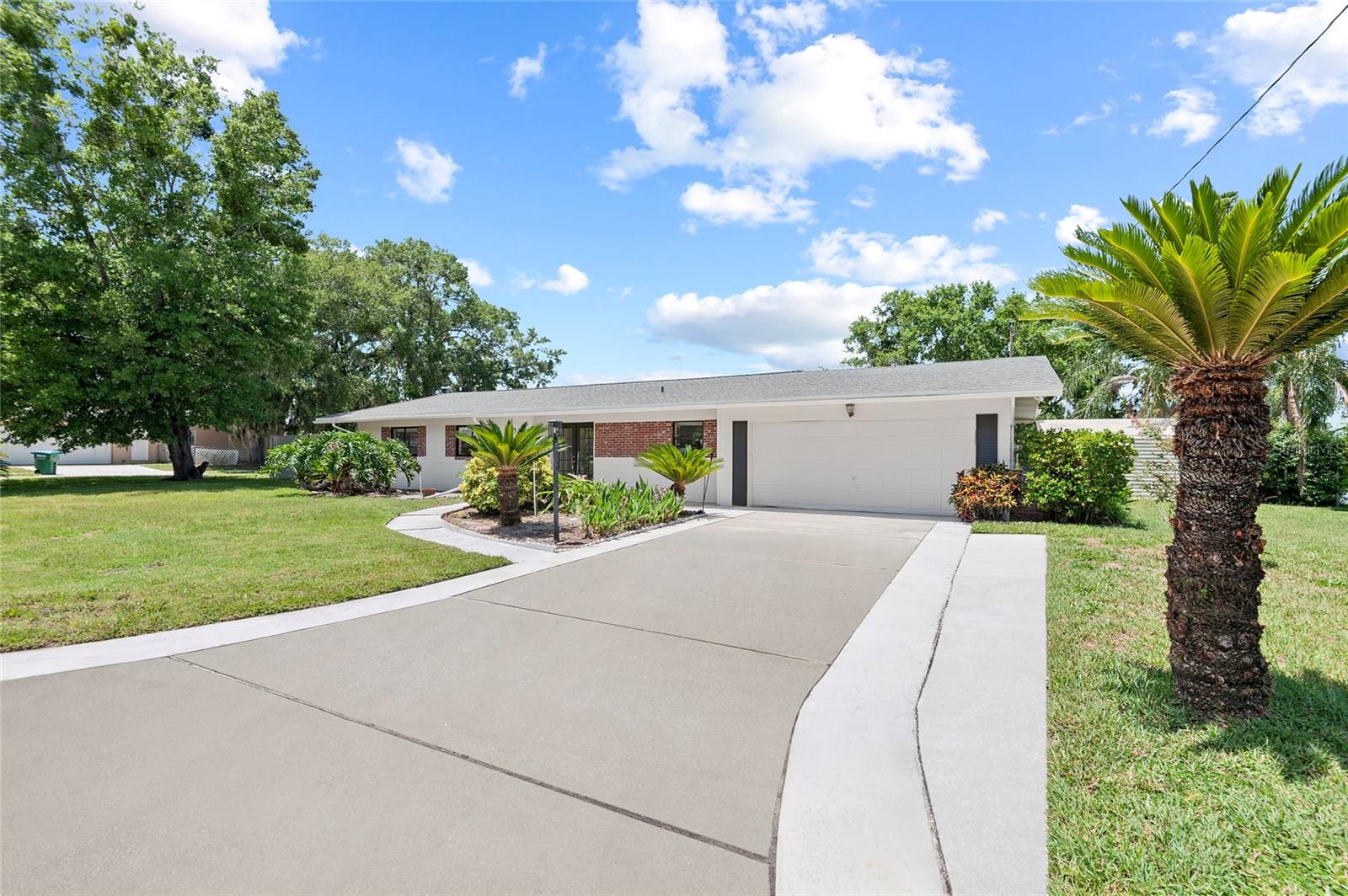 Image 27 of 28 For 401 Reider Avenue