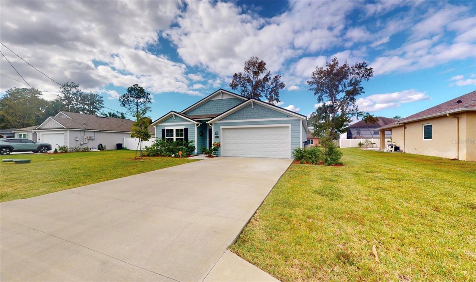 Image 2 of 43 For 6 Pinetree Drive