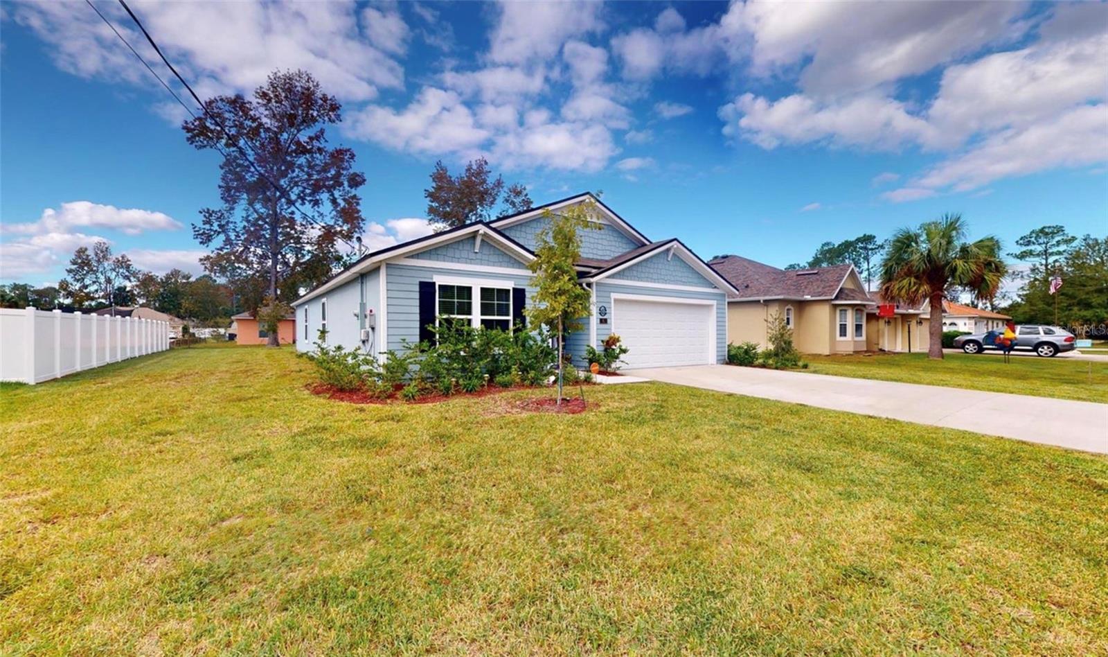 Image 4 of 43 For 6 Pinetree Drive