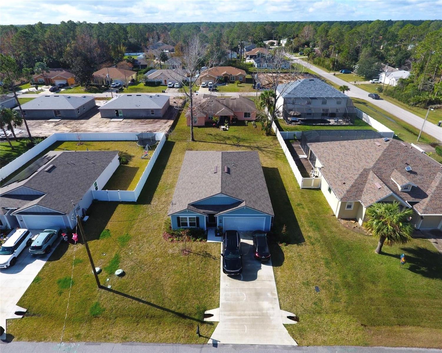 Image 42 of 43 For 6 Pinetree Drive