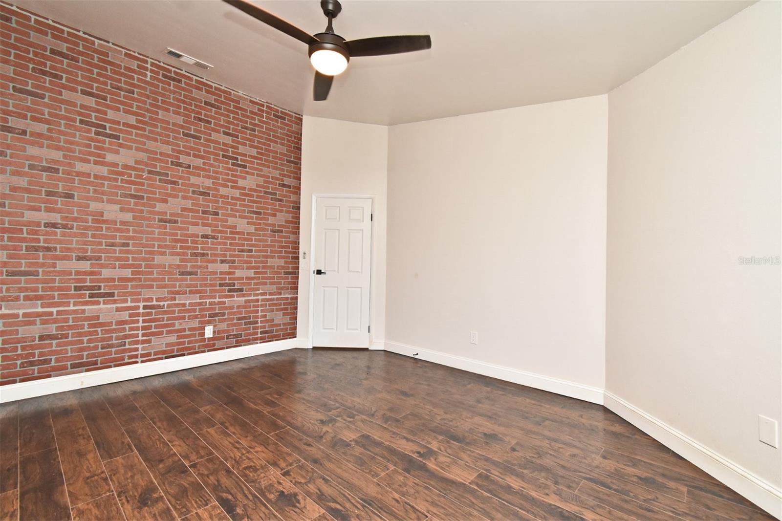 Image 32 of 50 For 1242 Ravida Woods Drive