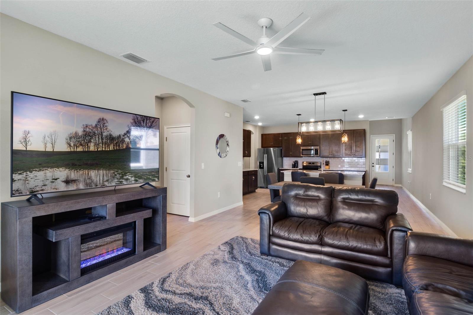 Image 19 of 64 For 6728 Great Bear Drive