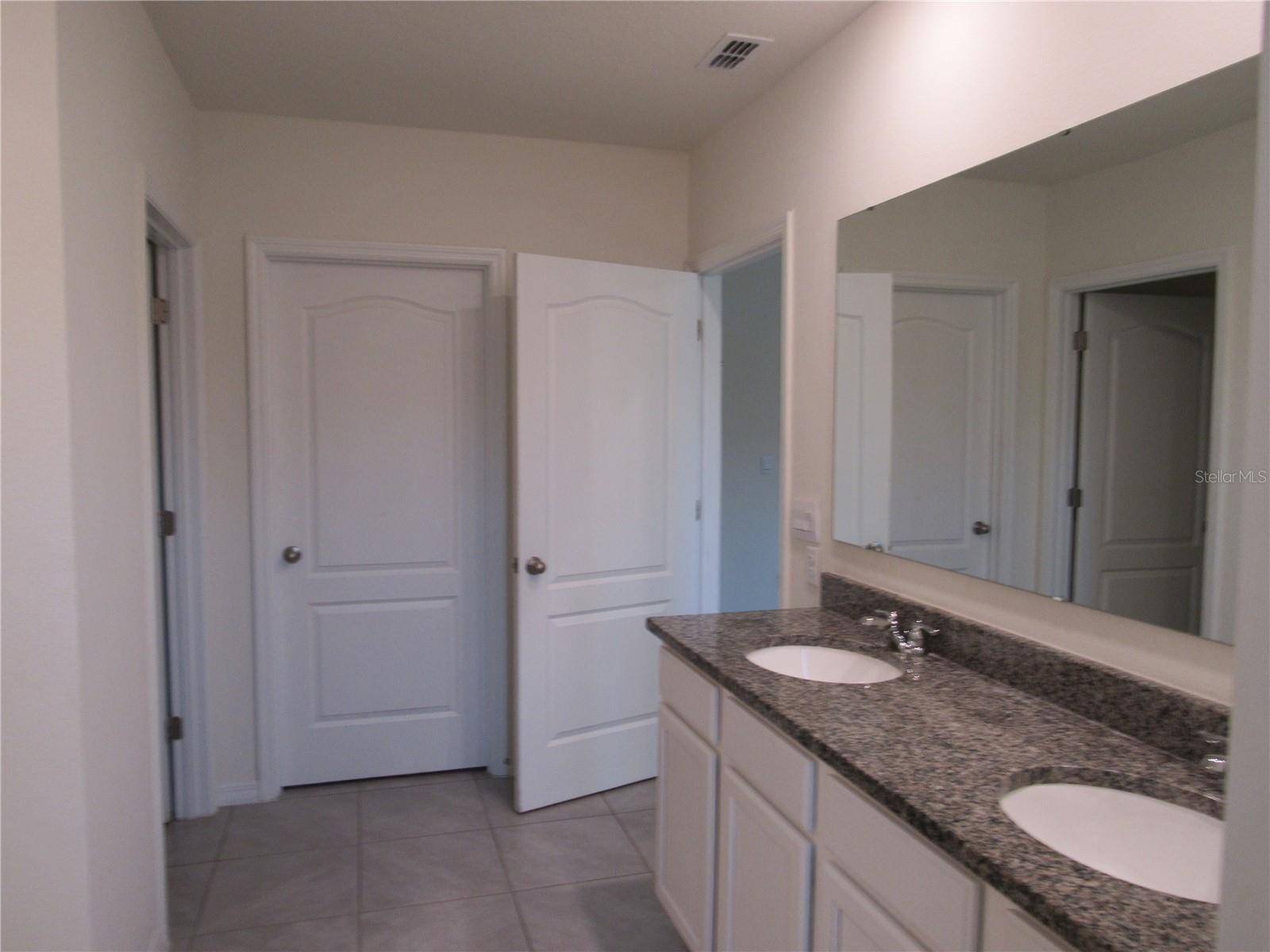 Image 12 of 16 For 11106 Amber Ridge Drive