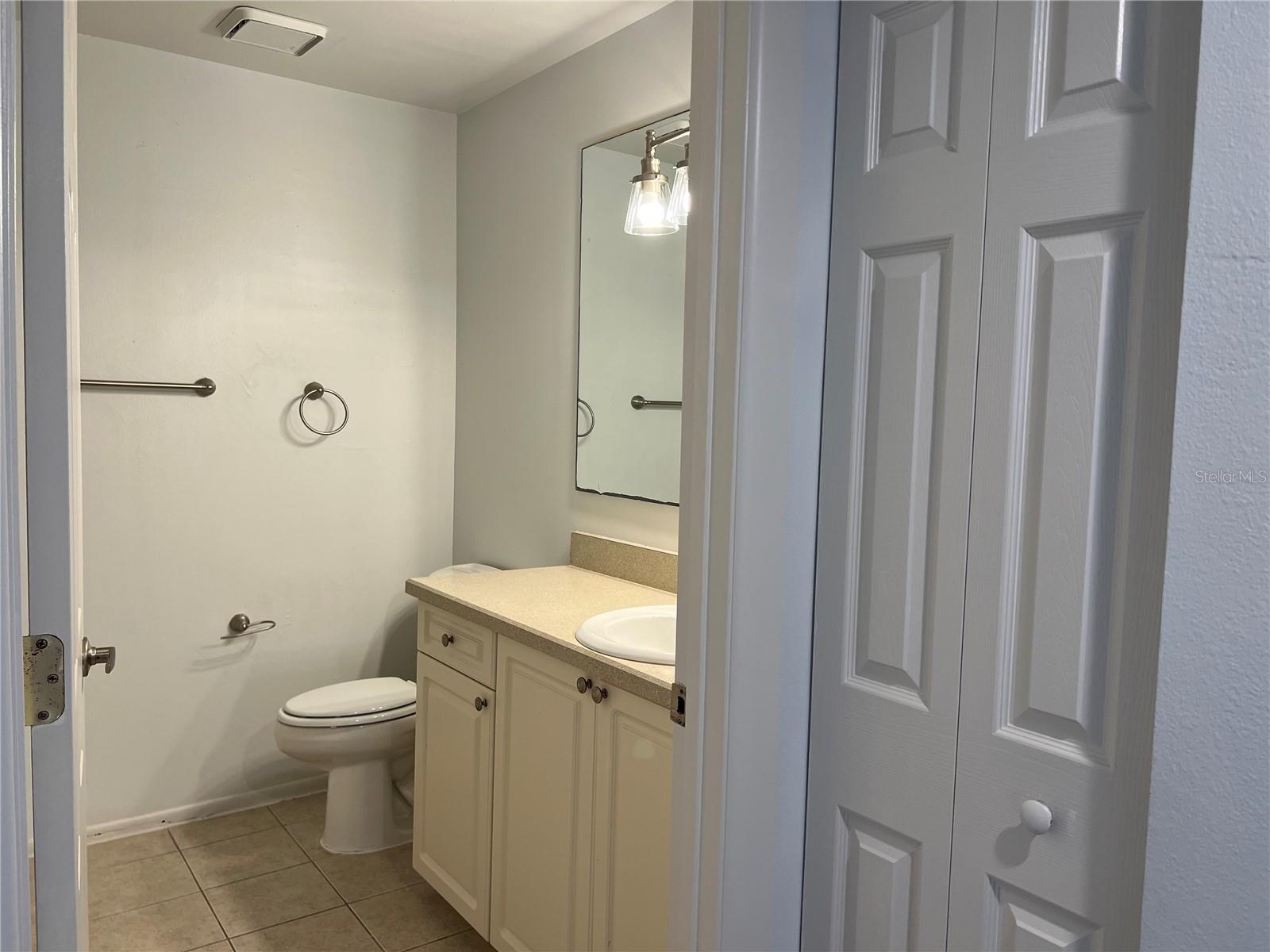 Image 13 of 13 For 1217 Bermuda Lakes Lane 105