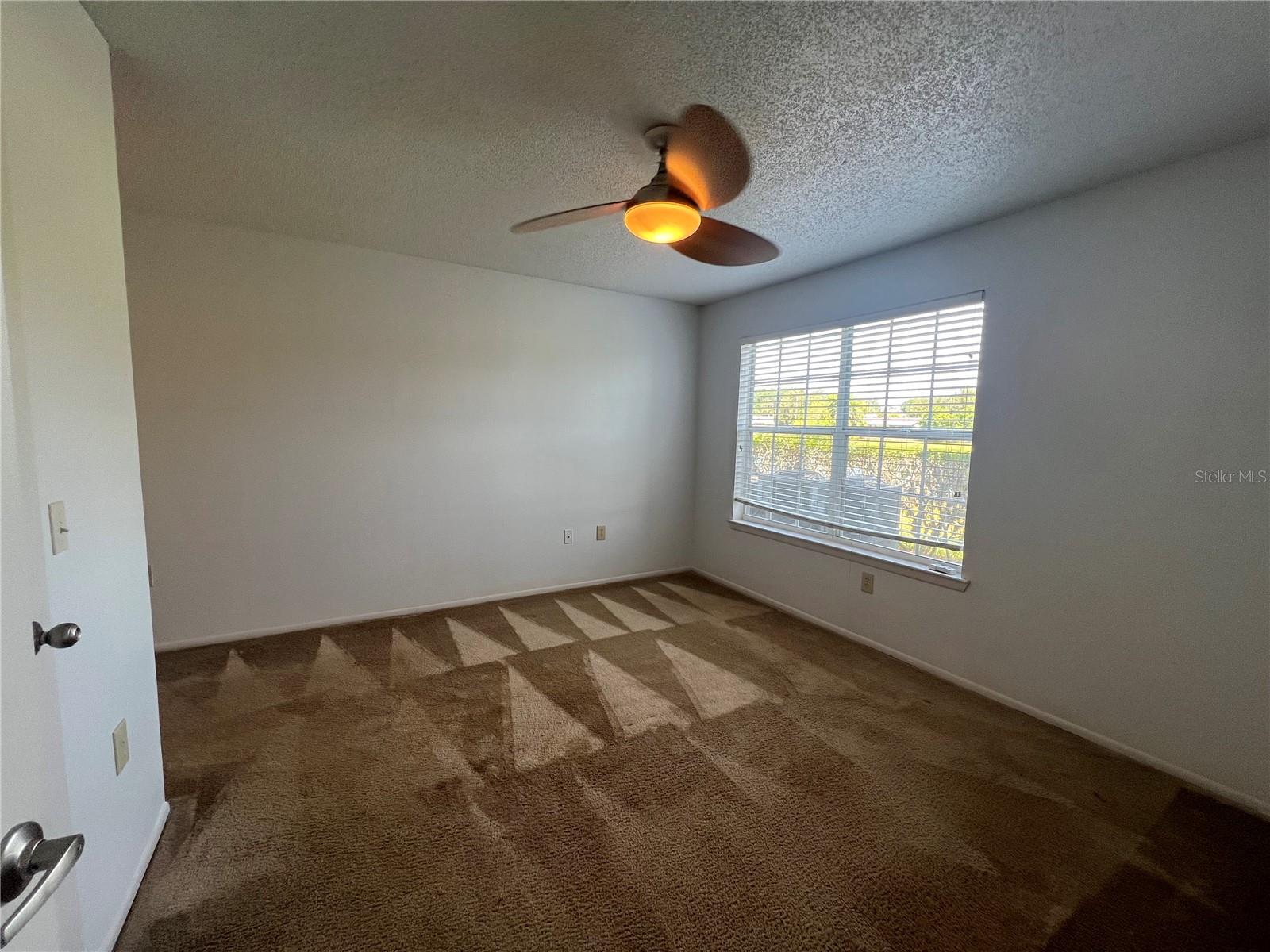 Image 6 of 13 For 1217 Bermuda Lakes Lane 105