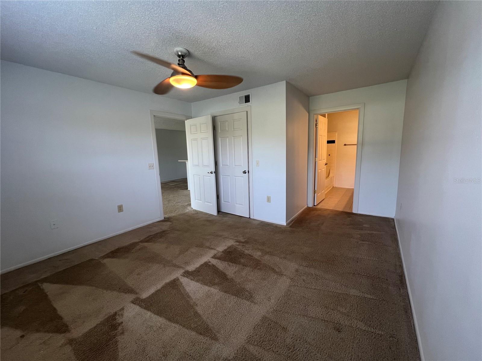 Image 7 of 13 For 1217 Bermuda Lakes Lane 105