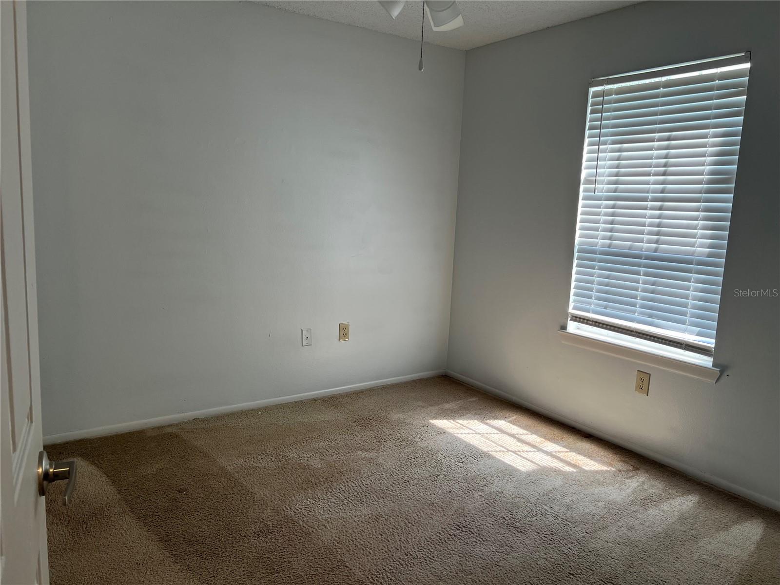 Image 9 of 13 For 1217 Bermuda Lakes Lane 105