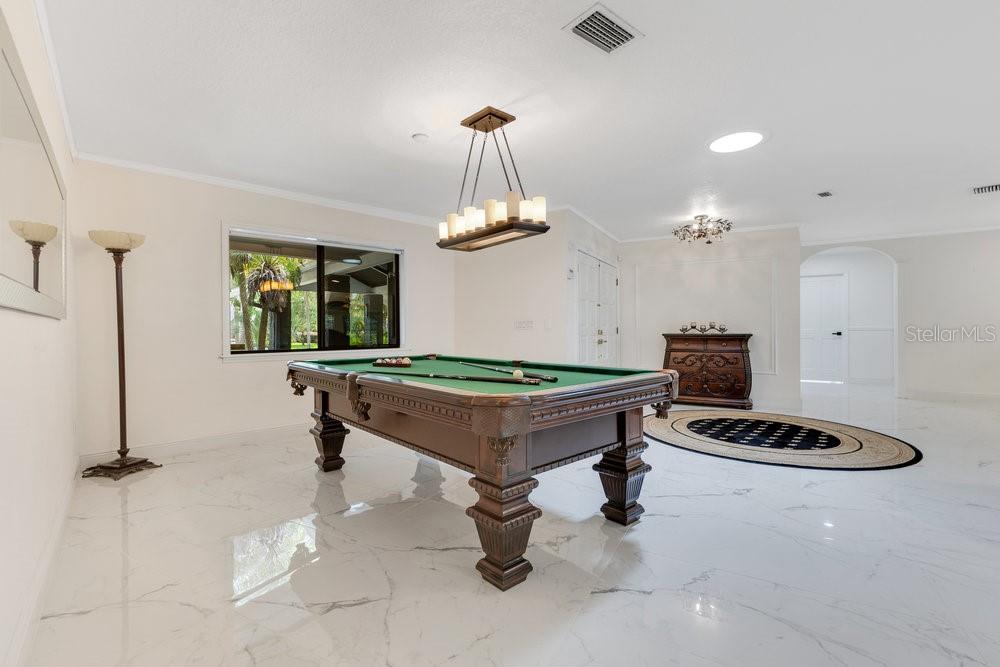 Image 11 of 36 For 2108 Silver Leaf Court