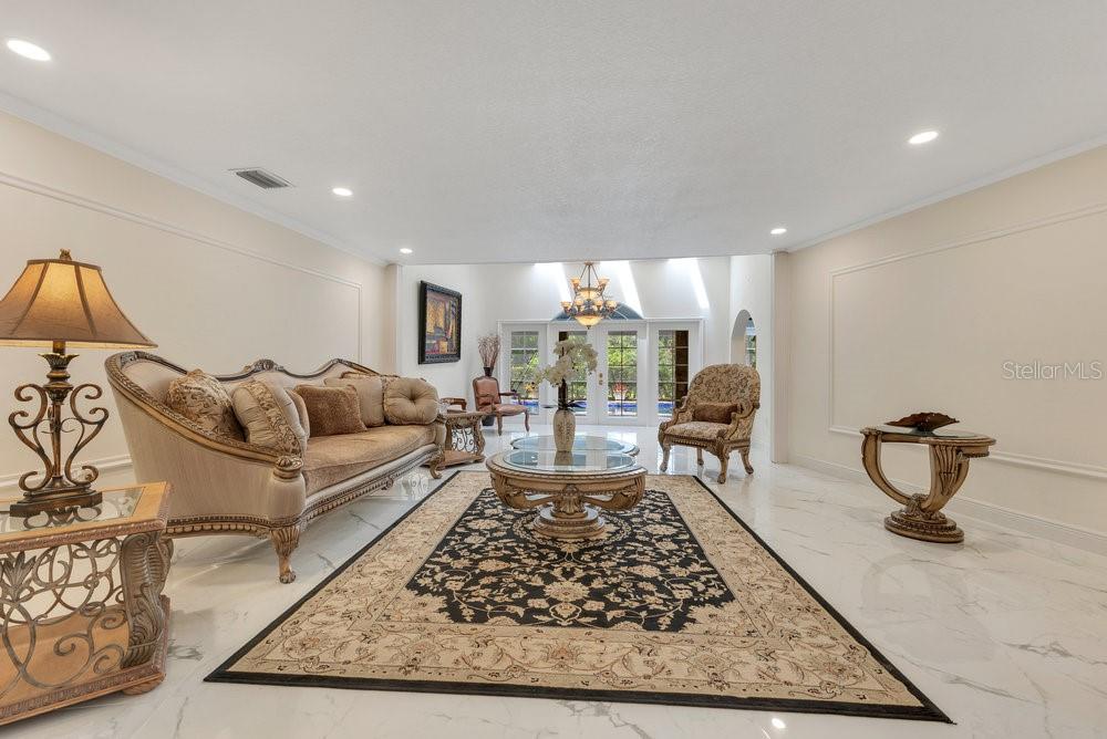 Image 13 of 36 For 2108 Silver Leaf Court