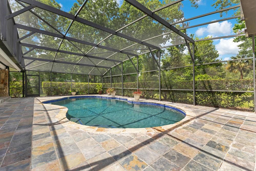 Image 27 of 36 For 2108 Silver Leaf Court