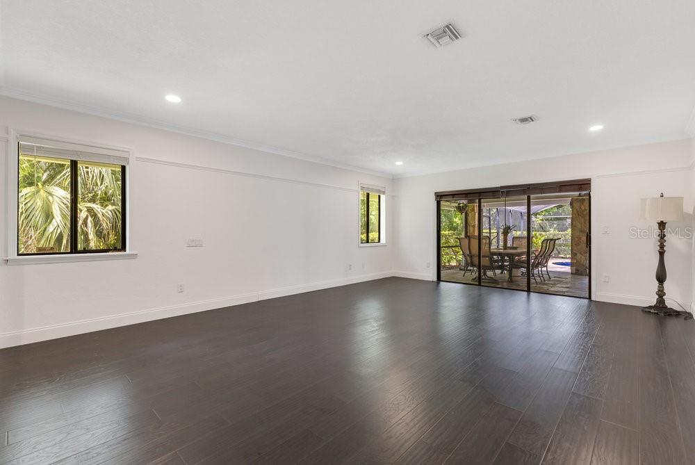 Image 36 of 36 For 2108 Silver Leaf Court