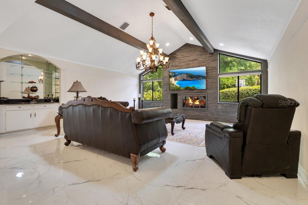 Image 5 of 36 For 2108 Silver Leaf Court