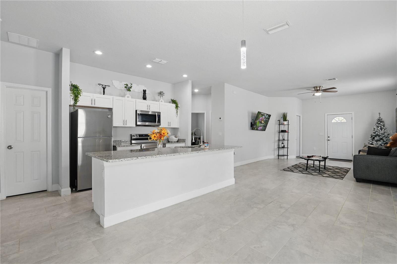 Image 10 of 26 For 2618 Sidney Avenue