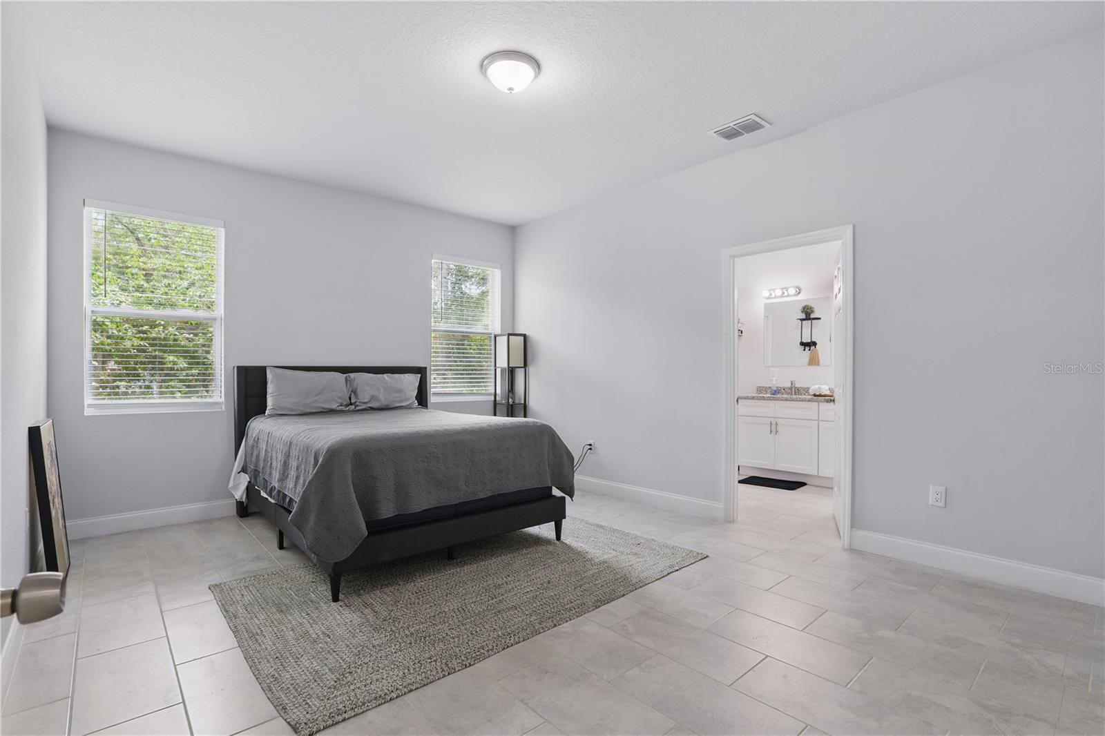 Image 12 of 26 For 2618 Sidney Avenue