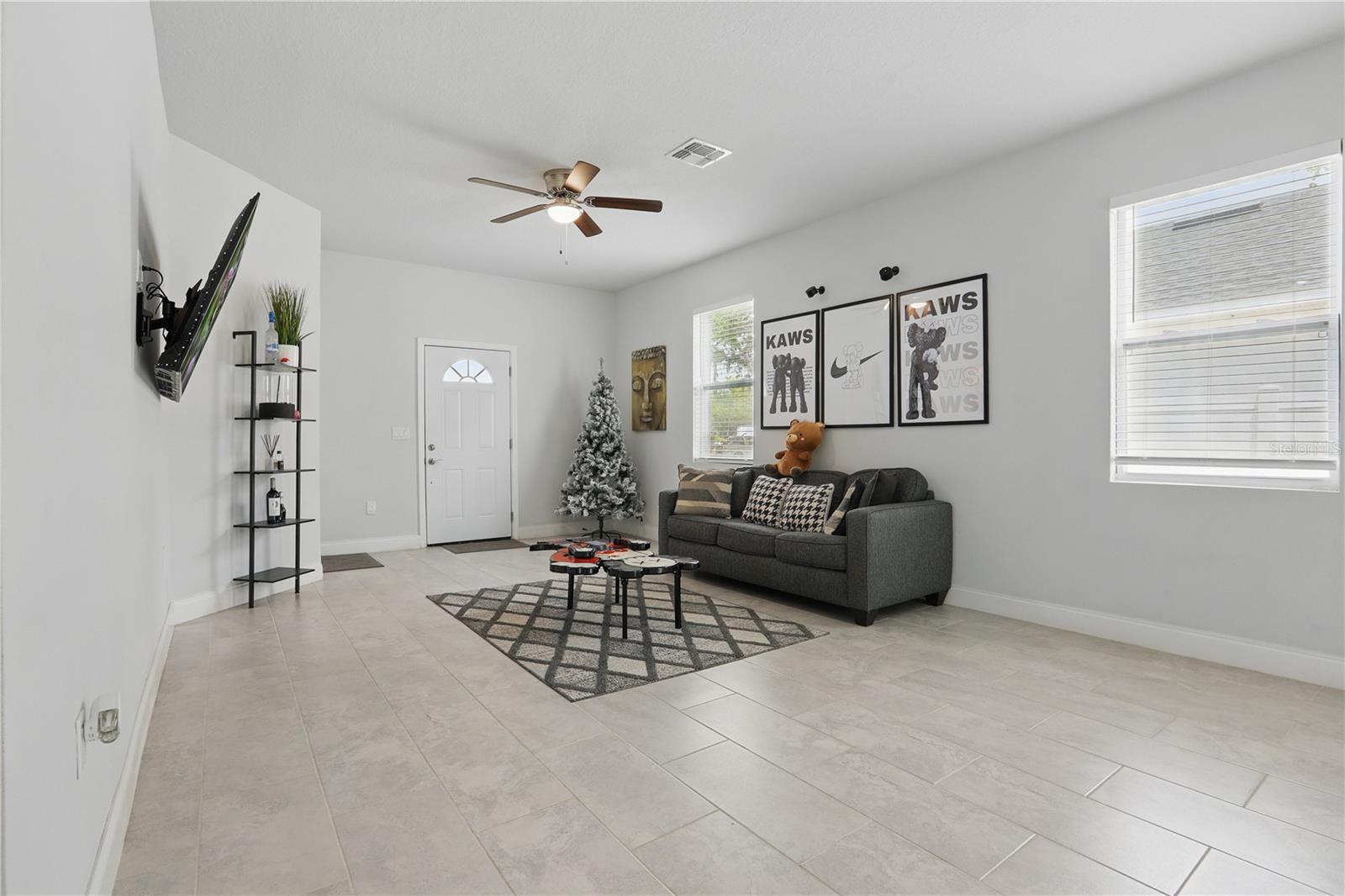 Image 6 of 26 For 2618 Sidney Avenue