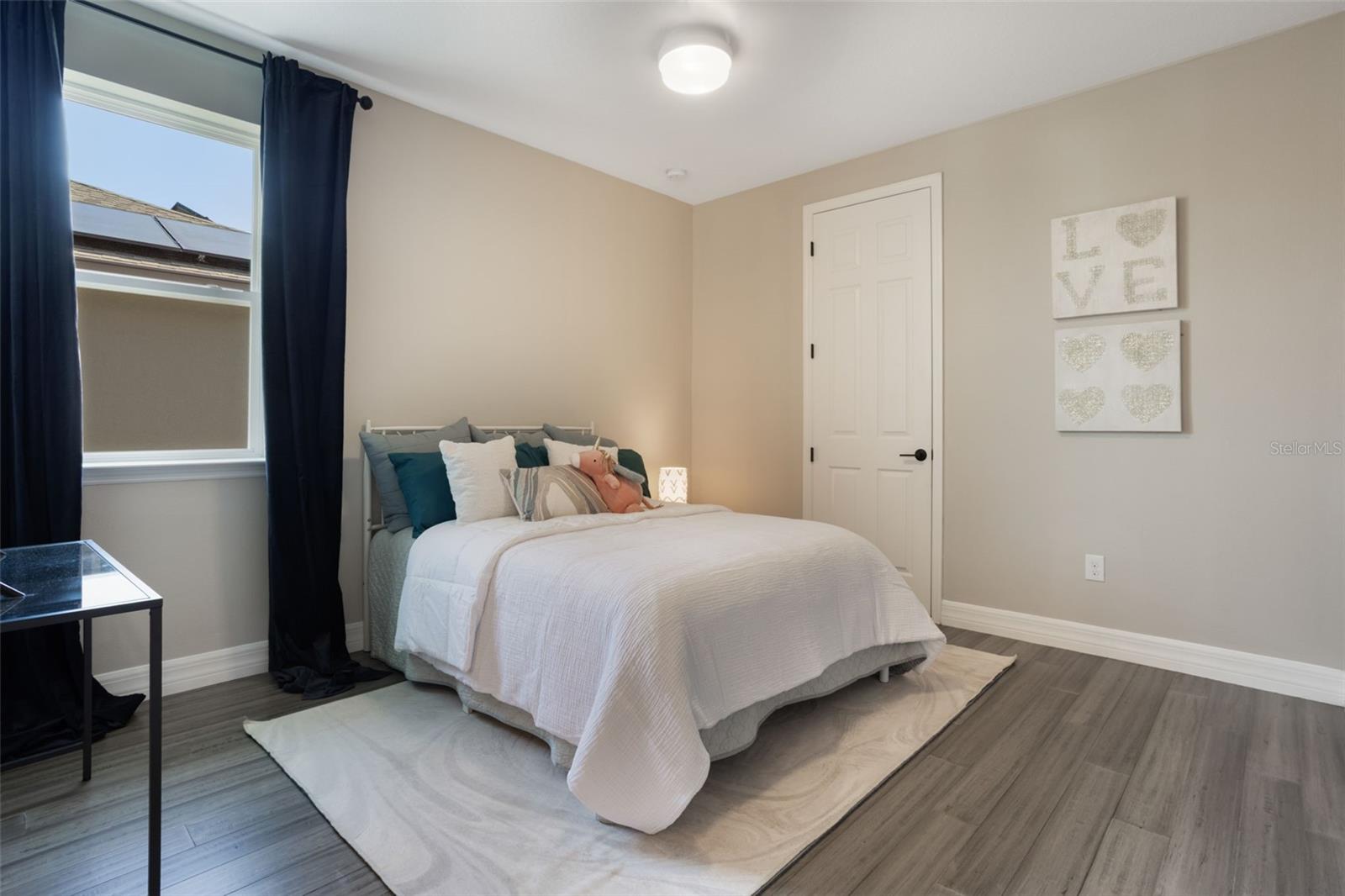 Image 31 of 61 For 1909 Donahue Drive